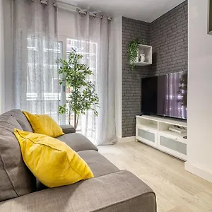 https://cozy-3-bedrooms-flat-main-square-and-beachfront.tenerifehoteles.net